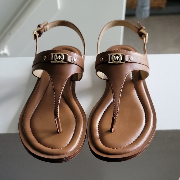 Michael Kors Tan Leather Sandals - Picture 1 of 10